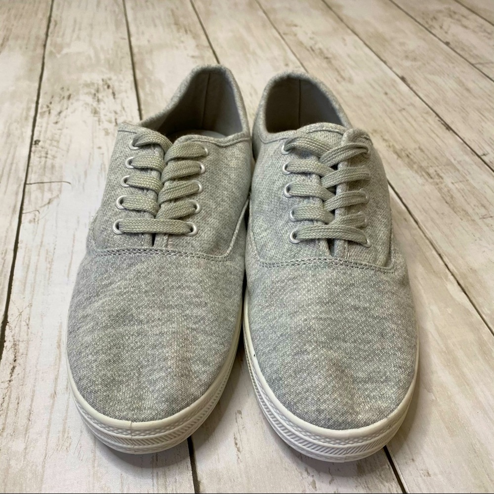❤️NWOT MOSSIMO GRAY FLATS, SIZE 9